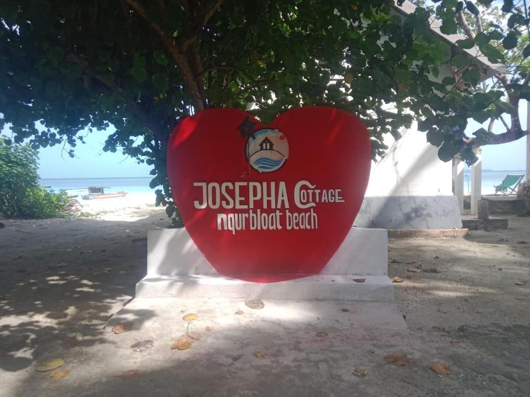 Josepha Cottage Ngurbloat Exterior photo